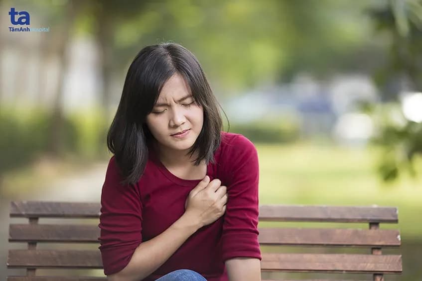 Suy tim: Nguyên nhân, triệu chứng và phương pháp điều trị