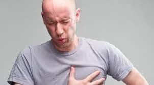 Vì sao bạn bị đau ngực khi hít sâu?