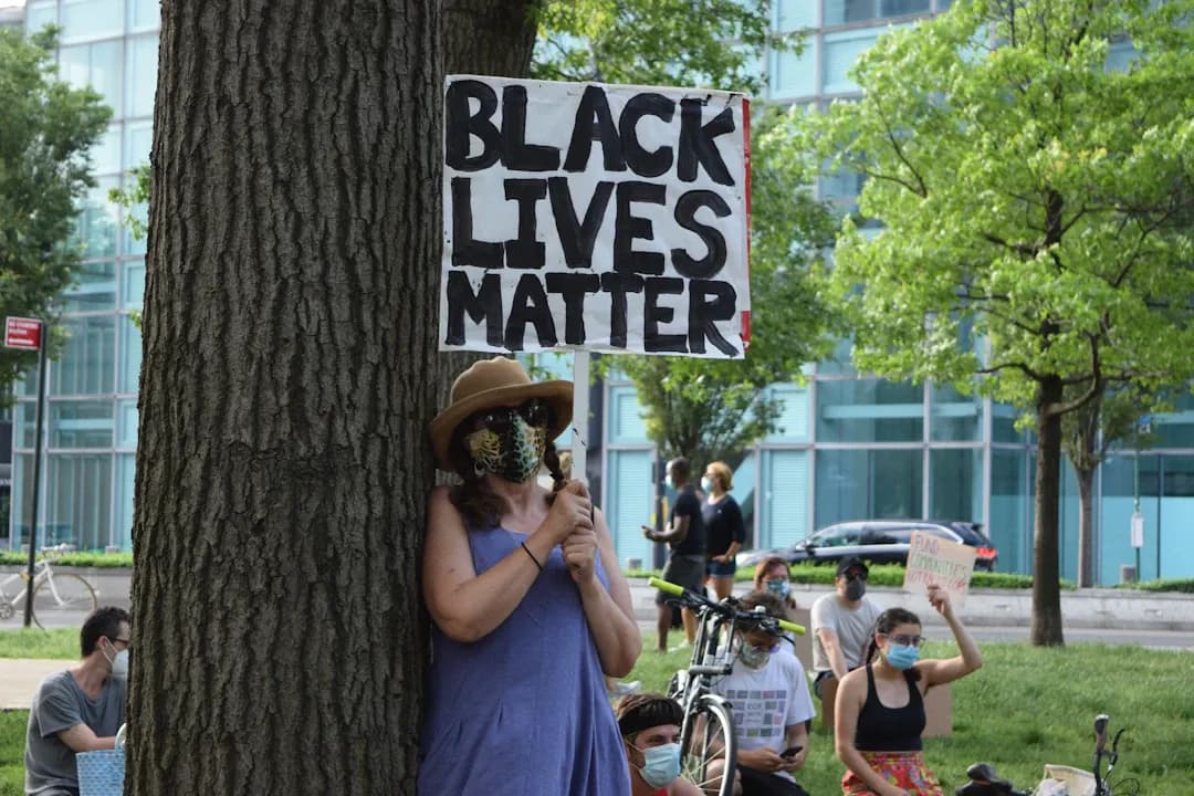 Câu hỏi 78: Tôi nghe nói bệnh tai biến mạch não rất nguy hiểm, Tai biến mạch não là gì? Có mấy loại? Nguyên nhân gây bệnh là gì?