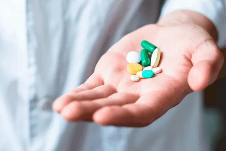 Chẩn đoán và điều trị huyết khối tĩnh mạch sâu chi dưới